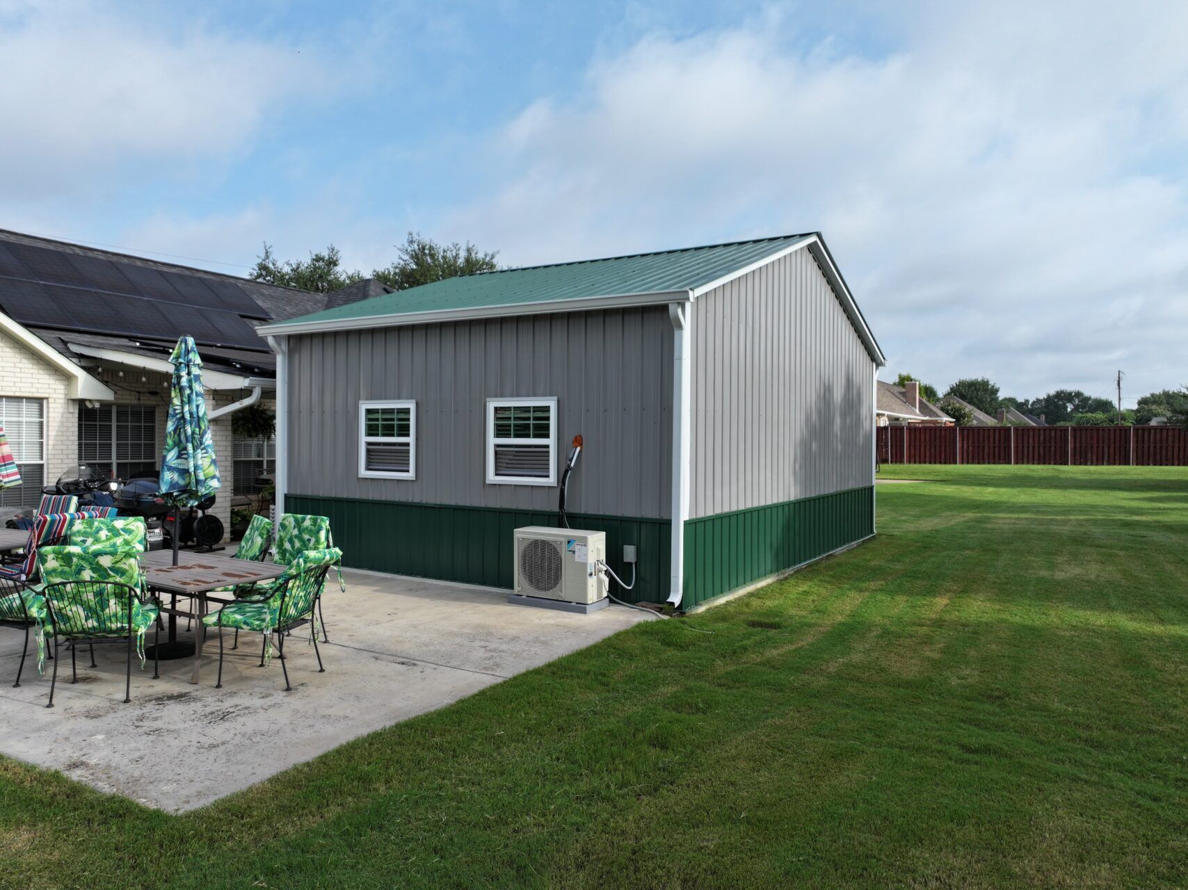 26x20 Grey and Green Tubular Steel Building in Red Oak, TX. 26x20 Grey and Green Tubular Steel Building in Red Oak, TX.