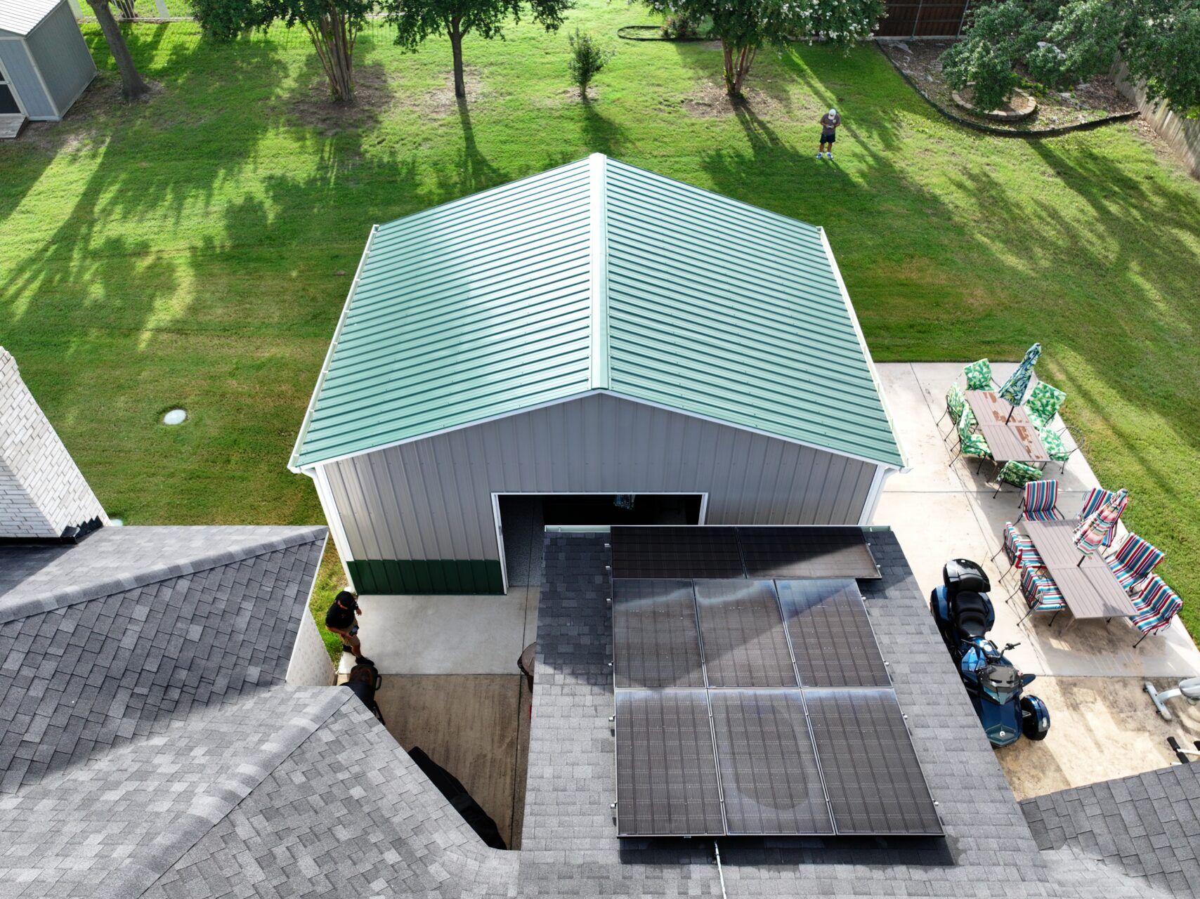 26x20 Grey and Green Tubular Steel Building in Red Oak, TX. 26x20 Grey and Green Tubular Steel Building in Red Oak, TX.