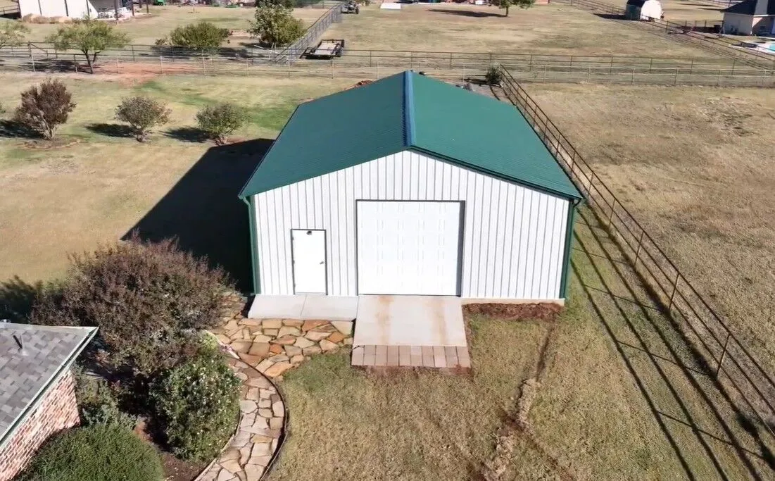 30x40 Steel Storage Garage Building in Crowley, TX. 30x40 Steel Storage Garage Building in Crowley, TX.