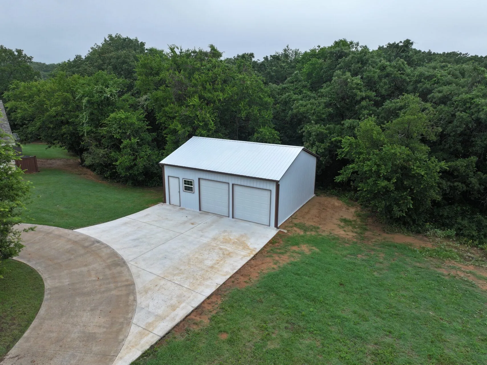 26x30 Metal Storage Building in Covington, TX. 26x30 Metal Storage Building in Covington, TX.