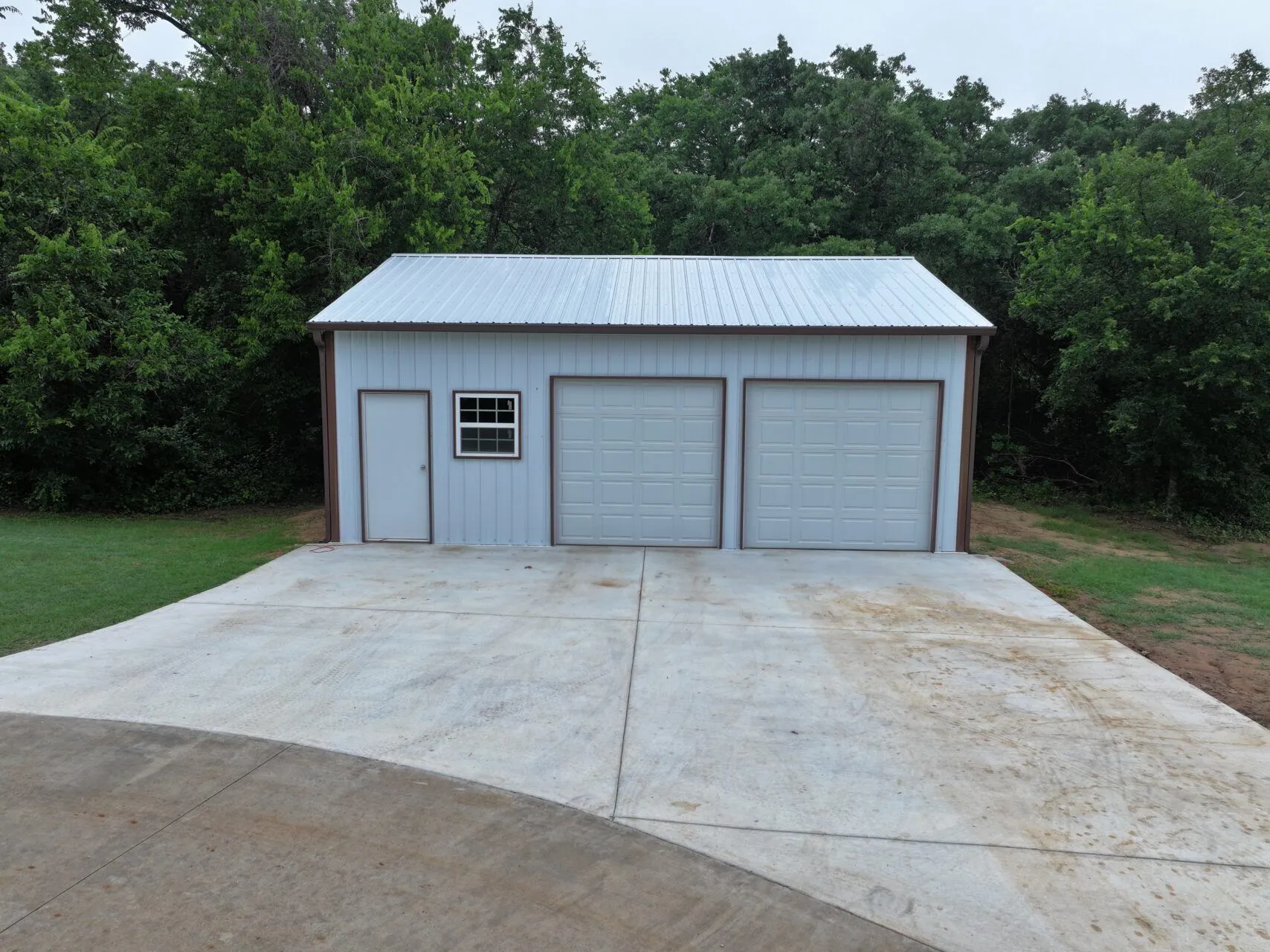 26x30 Metal Storage Building in Covington, TX. 26x30 Metal Storage Building in Covington, TX.