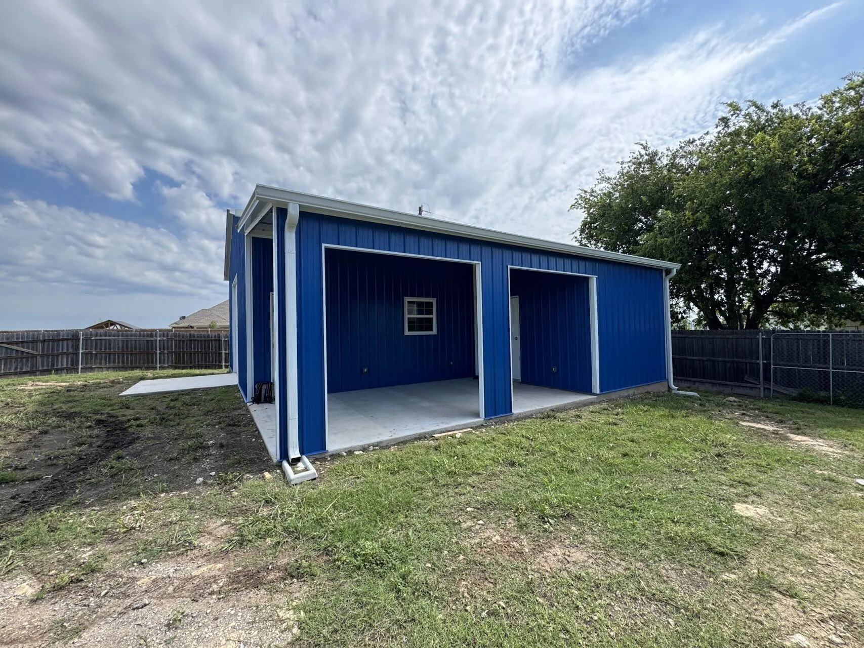 30x30 Tubular Metal Storage with Custom Lean-to in Fort Worth, TX. 30x30 Tubular Metal Storage with Custom Lean-to in Fort Worth, TX.