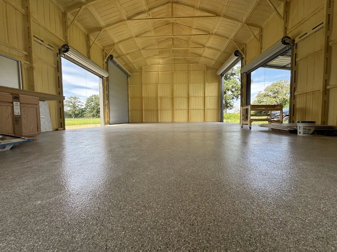 30x75 Tubular Metal Building with Dual Lean-tos in Marquez, TX. 30x75 Tubular Metal Building with Dual Lean-tos in Marquez, TX.