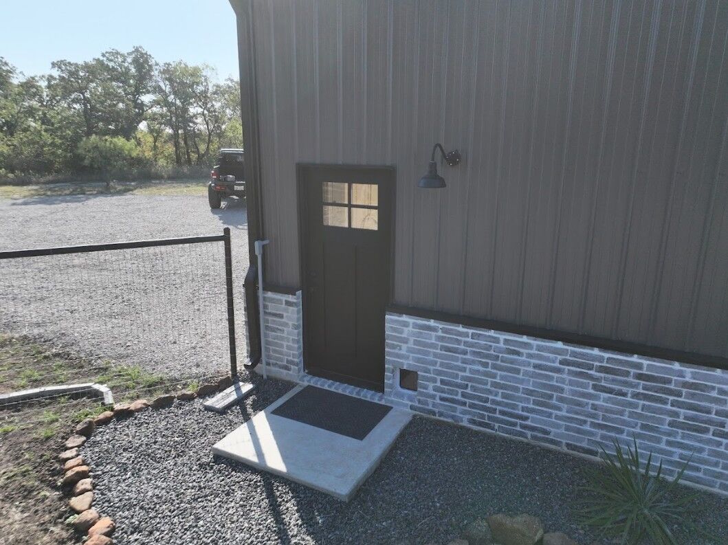 30x50 Custom Steel Horse Barn in Gordon, TX. 30x50 Custom Steel Horse Barn in Gordon, TX.