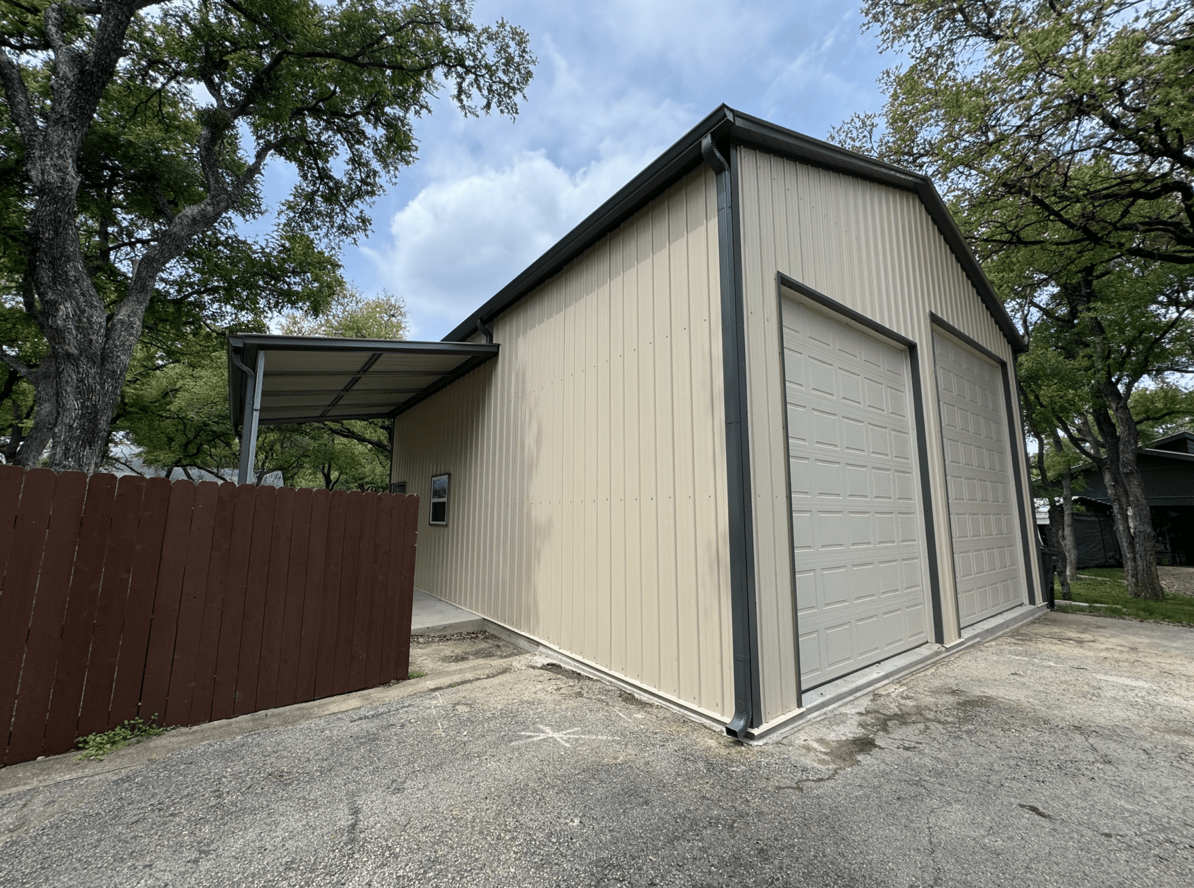 28x35 Tall Metal Garage with Side Lean-to in Georgetown, TX. 28x35 Tall Metal Garage with Side Lean-to in Georgetown, TX.