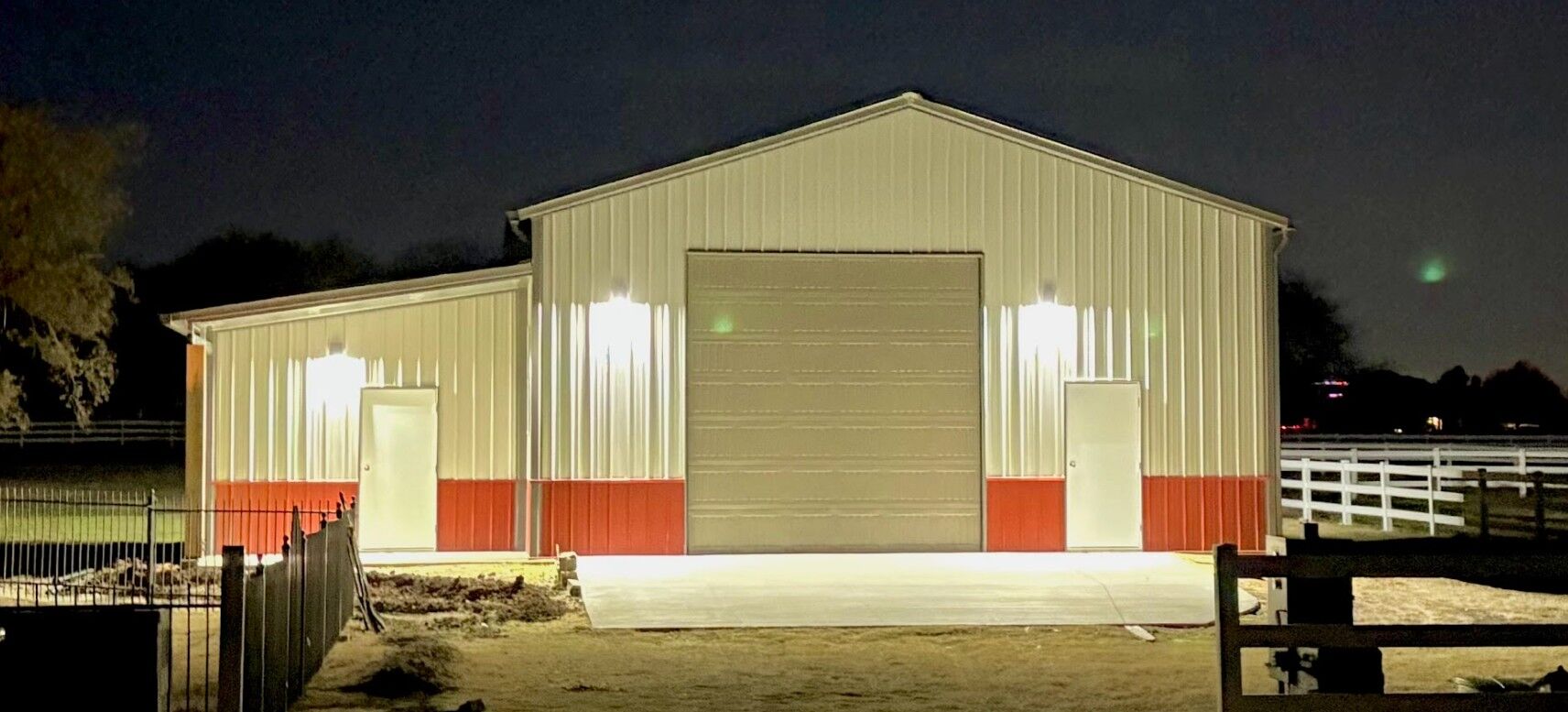 30x45 Garage Workshop with Porch in Fort Worth, TX. 30x45 Garage Workshop with Porch in Fort Worth, TX.