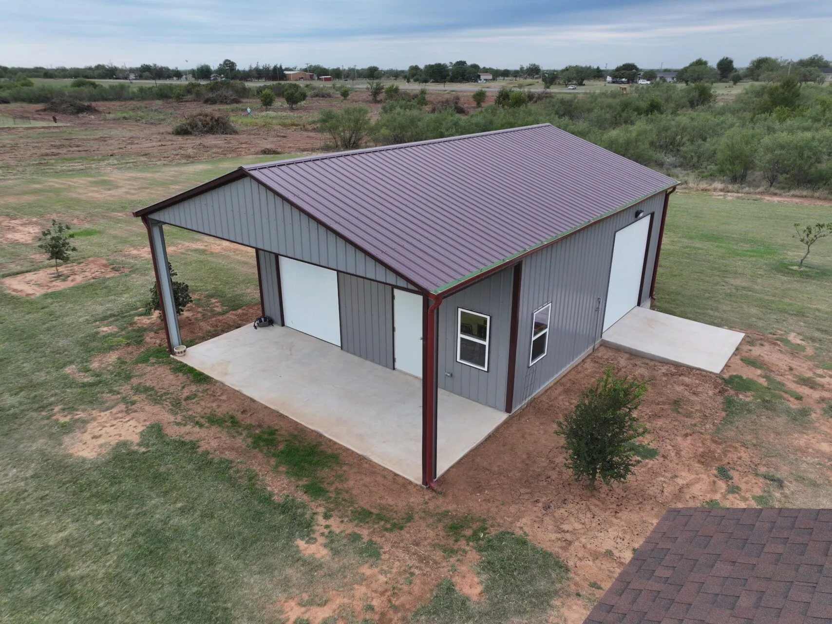 28x40 Metal Storage with Open Front Porch in Wichita Falls, TX. 28x40 Metal Storage with Open Front Porch in Wichita Falls, TX.