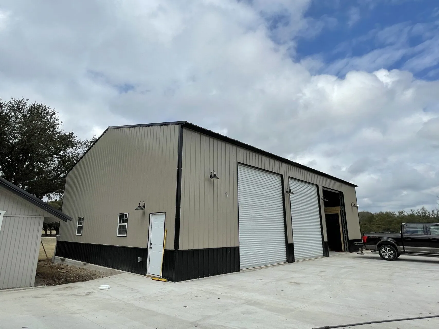 40x60x14 Metal Building (8) 40x60x14 Steel Building in Texas
