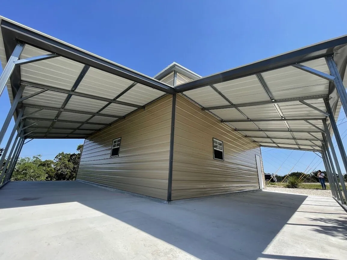 Metal Building with Lean Tos (2)