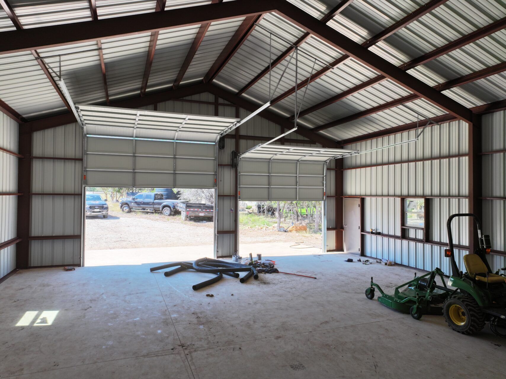 38x60 Metal Workshop with Porch 38x60 Metal Workshop with Enclosed Porch