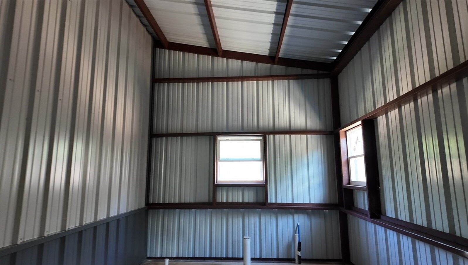 38x60 Metal Workshop with Porch 38x60 Metal Workshop with Enclosed Porch