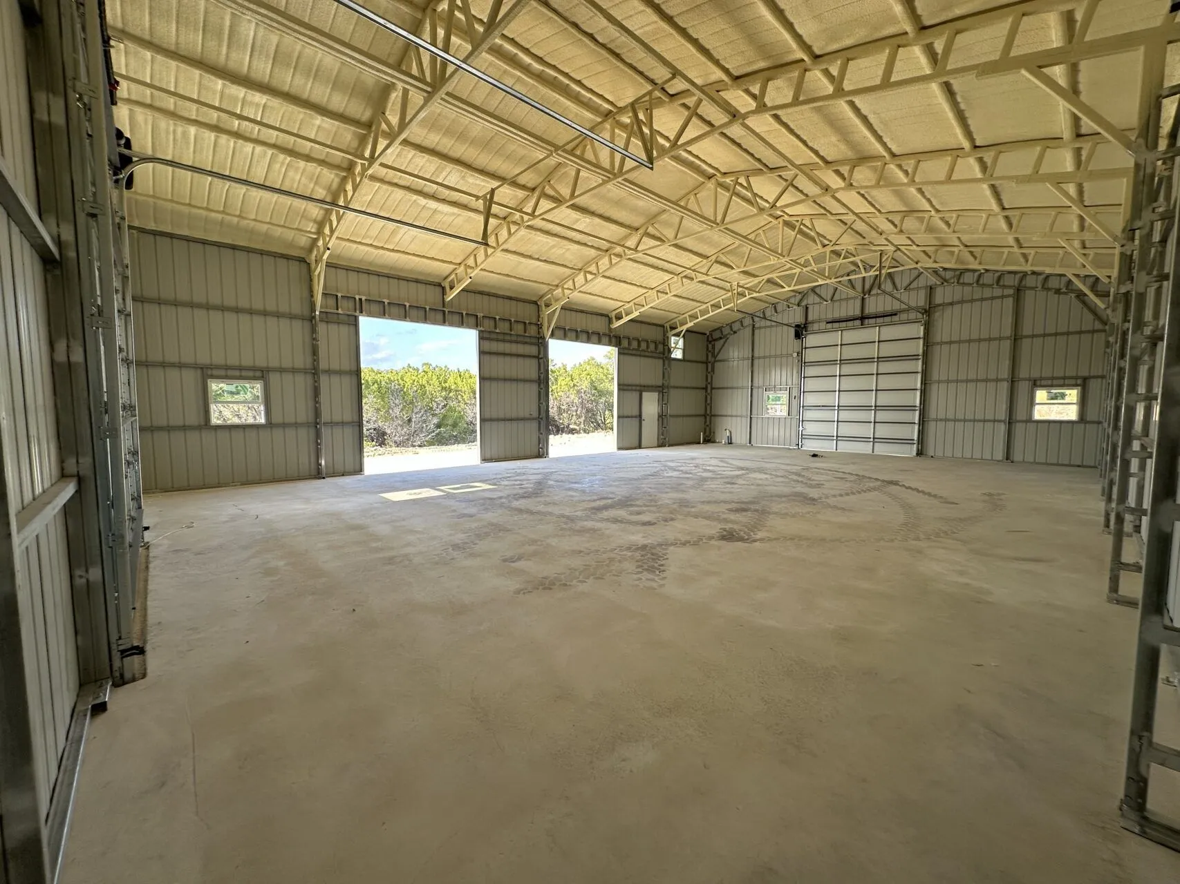 40x60 Wolfspan with Concrete for Truck Garage/Workshop in Marble Falls, TX. 40x60 Wolfspan with Concrete for Truck Garage/Workshop in Marble Falls, TX.