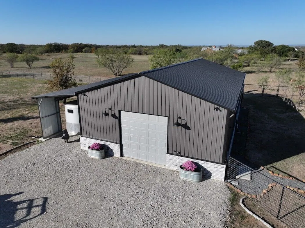 30x50 Custom Steel Horse Barn in Gordon, TX. 30x50 Custom Steel Horse Barn in Gordon, TX.