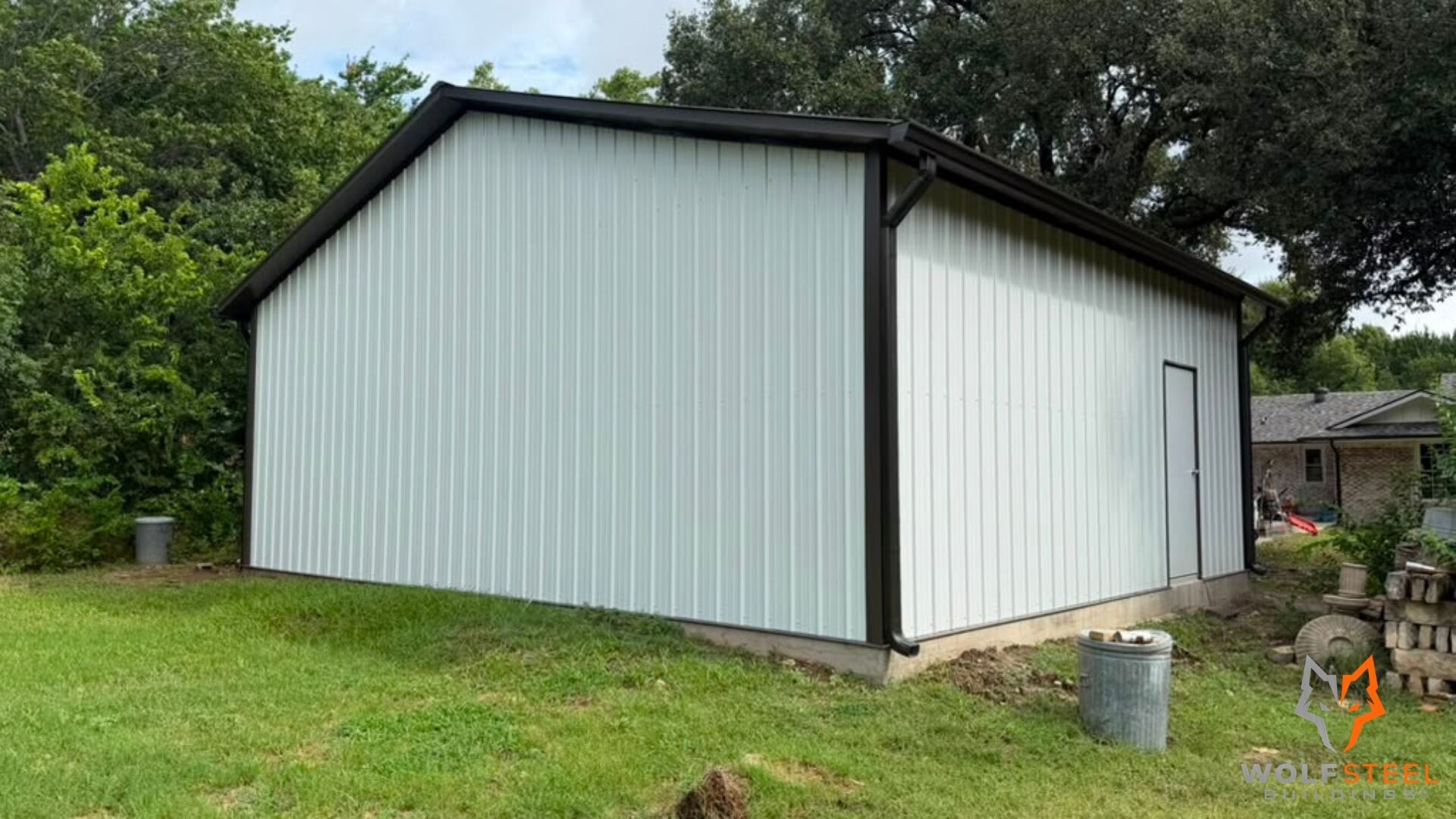30x25 Metal Storage with Garage Doors in Fort Worth, TX. 30x25 Metal Storage with Garage Doors in Fort Worth, TX.