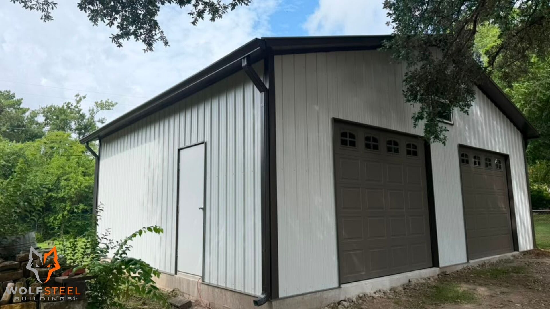 30x25 Metal Storage with Garage Doors in Fort Worth, TX. 30x25 Metal Storage with Garage Doors in Fort Worth, TX.