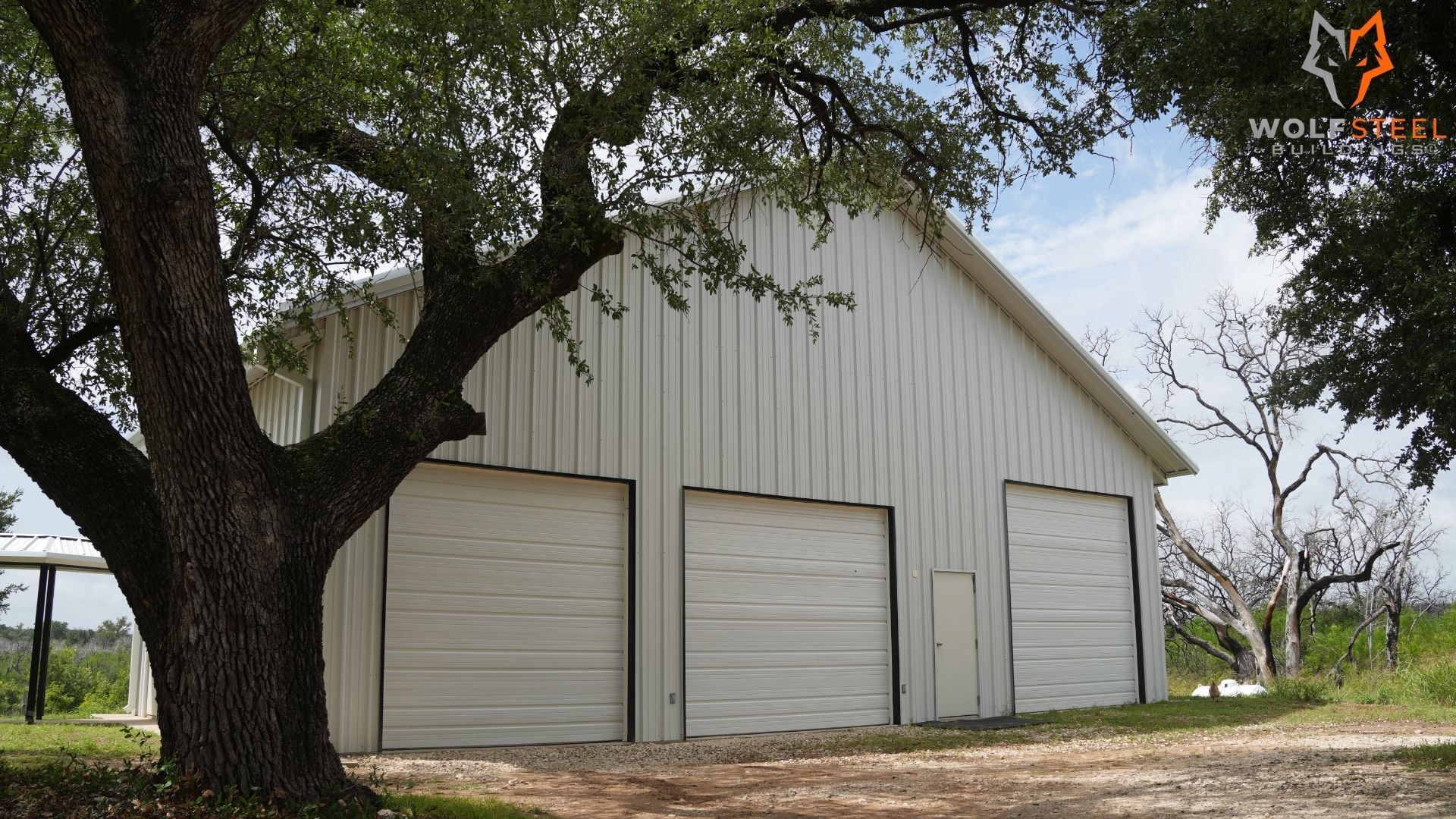 50x30 Red Iron Building in Glen Rose, TX. 50x30 Red Iron Building in Glen Rose, TX.