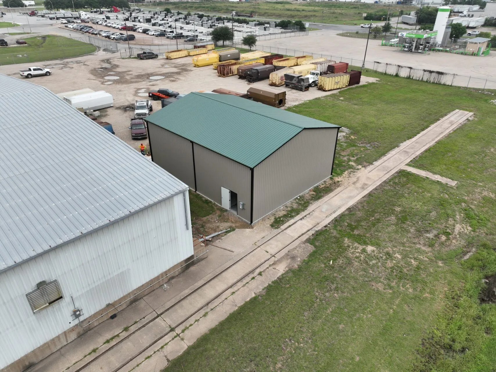 default 40x50 WolfSpan Metal Building in Fort Worth, TX 76140.