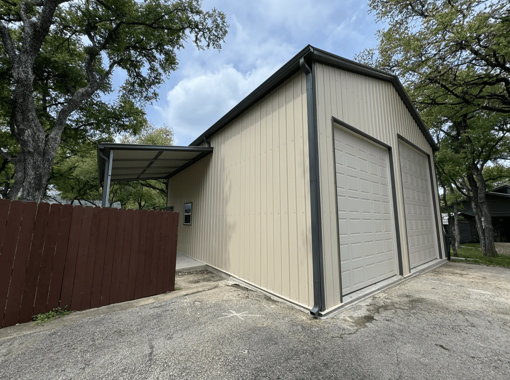 28x35 Tall Metal Garage with Side Lean-to in Georgetown, TX. 28x35 Tall Metal Garage with Side Lean-to in Georgetown, TX.