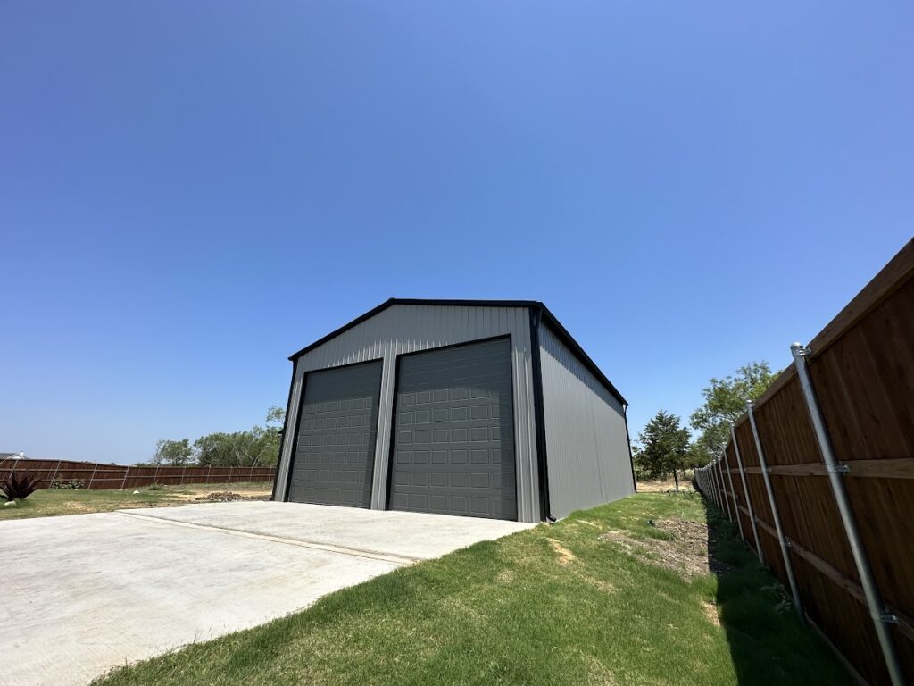 30x50 Tubular Metal Building in Midlothian, Texas.