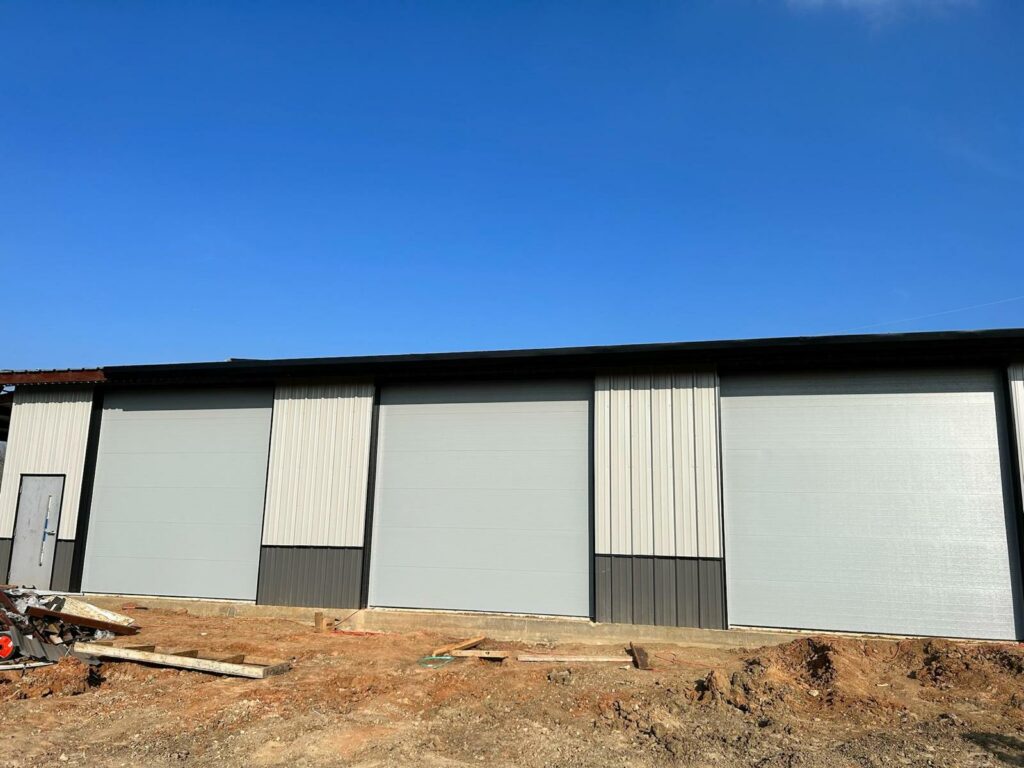 50×80 Weld Up Red Iron Steel Building
