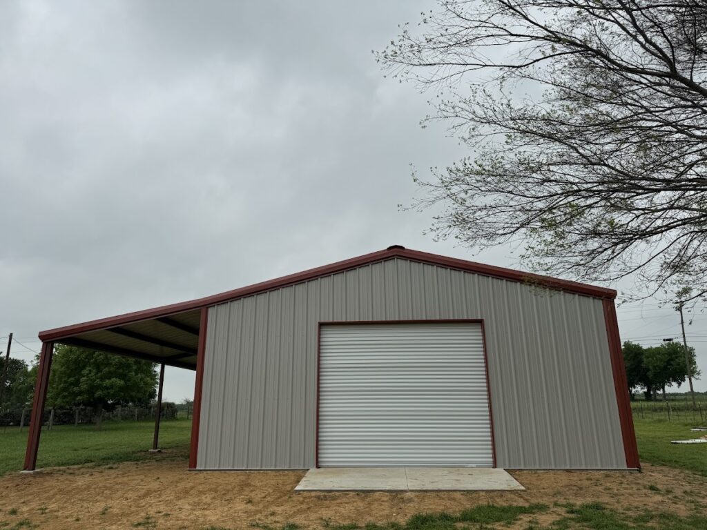 30x40 Red Iron Metal Building with Concrete