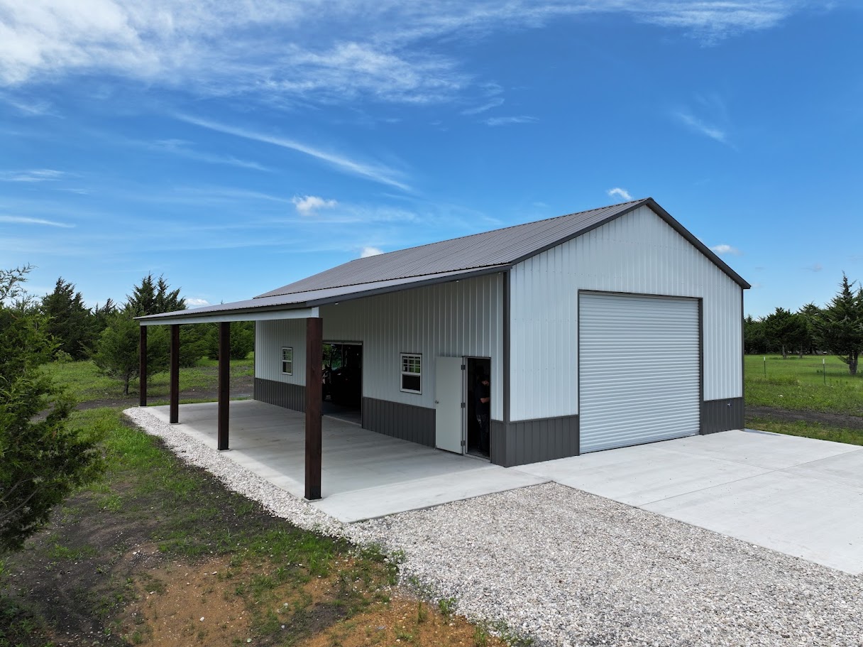 Tubular Metal Building with Porch in Cedar Posts