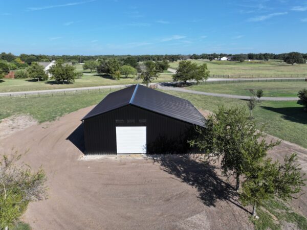 30x50 Metal Building in Granbury, Texas.