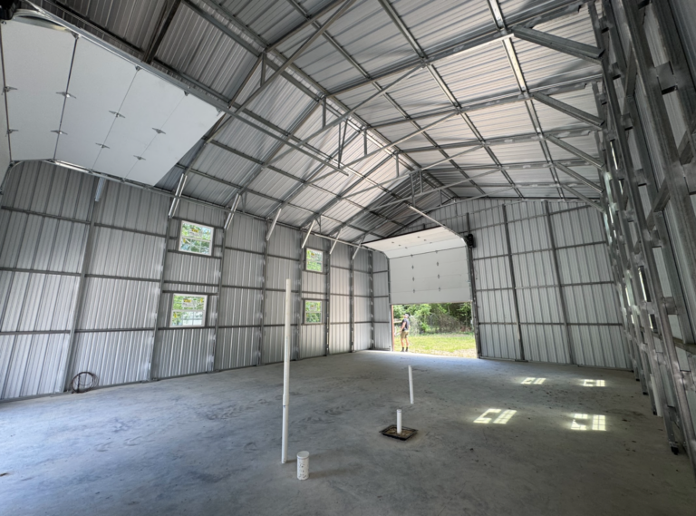 30x40 Galvalume Metal Workshop in Carthage, TX.