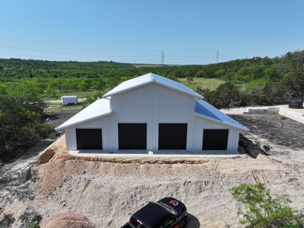 60x55 Texas Modern Barn Building in Seguin, TX.