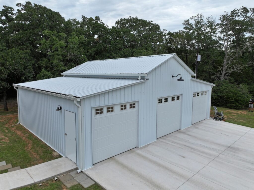 40x30 All White Detached Metal Garage in Lexington, TX.