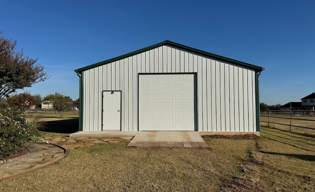 30x40 Steel Storage Garage Building in Crowley, TX. 30x40 Steel Storage Garage Building in Crowley, TX.