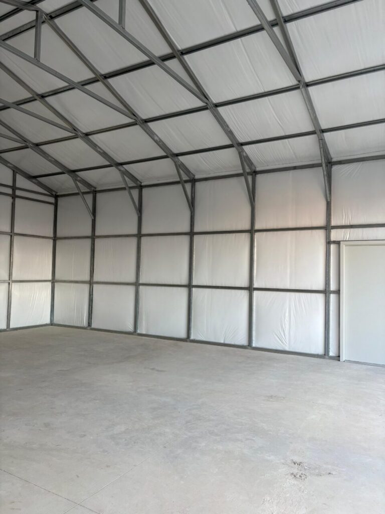 28x35 Hilltop Metal Storage in Canyon Lake, TX.