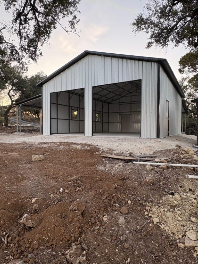 28x35 Hilltop Metal Storage in Canyon Lake, TX.