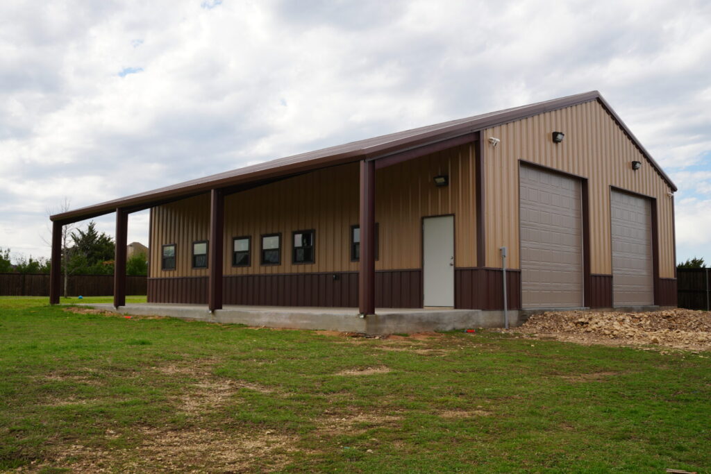 40x50 Detached Workshop Garage with Porch in Midlothian, TX.